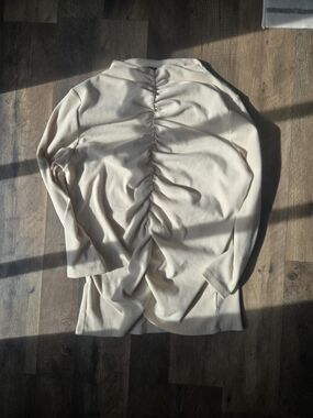 Women’s Ruched Long Sleeve Top - Cream
